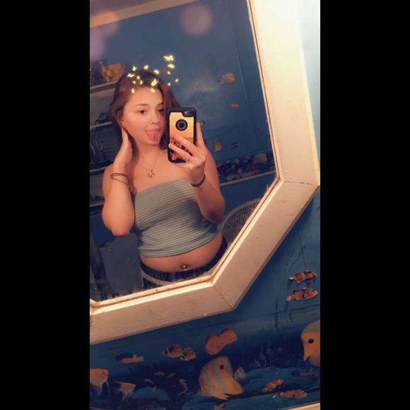 Meet your Posher, Amber - Picture 2 of 4